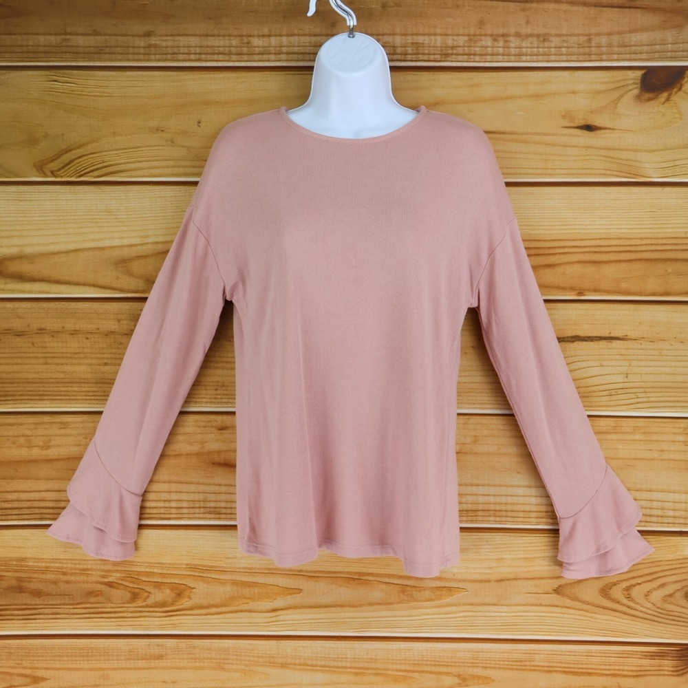 Como Vintage Long Sleeve Knit Top Womens Sz M Pink Soft Ruffle Accent Round Neck